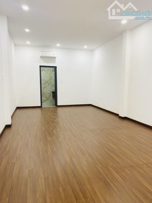 Mặt tiền kinh doanh đường số Nguyễn Thị Thập, 80m2, 15 tỷ.