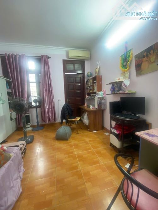 Bán nhà Ngọc Thụy, khu tái định cư, vỉa hè 3m, ô tô tránh, KD,57m2, 5t, nhỉnh 15 tỷ