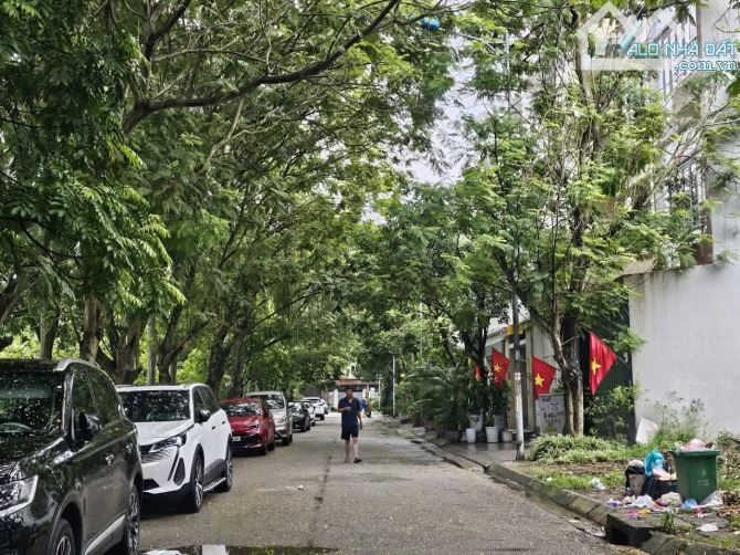 Bán nhà xây thô 4 tầng nhìn vườn hoa KĐT An Huy, Bắc Ninh