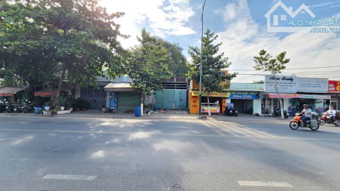 Bán đất 5x21m, mặt tiền Nguyễn Thị Minh Khai p. Tân Đông Hiệp