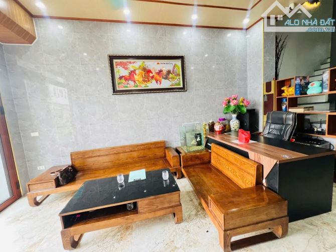💥 NHÀ PHÂN LÔ ĐẤT DỊCH VỤ VÂN CANH – 5 TẦNG – VỈA HÈ – ÔTÔ TRÁNH 💥