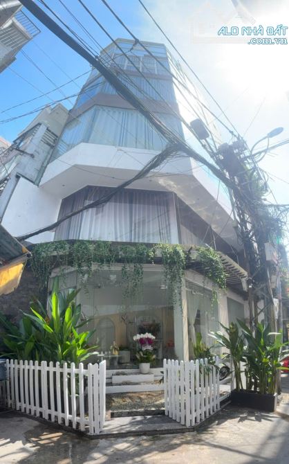 Bán nhà 5 tầng có thang máy góc 2 mặt HXH Trần Hưng Đạo Quận 1 chỉ nhỉnh 12 tỷ