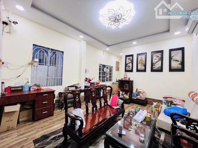 SIÊU PHẨM HOOC MÔN, TPHCM, GẦN VÀNH ĐAI 3, 5x23, 115m2, 2 TẦNG 3PN, GIÁ 5.2 TỶ