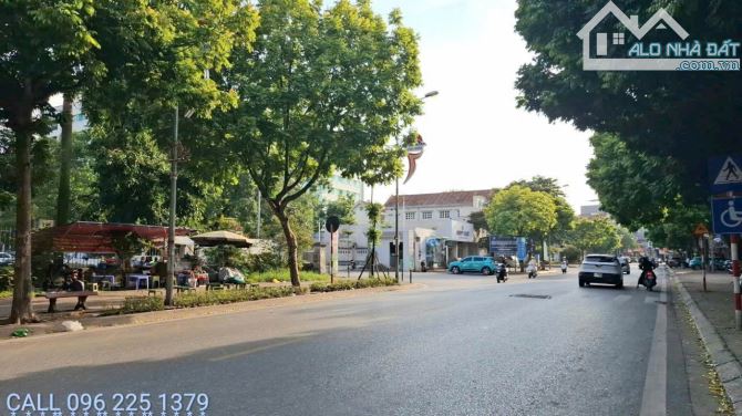 Chị Kiều bán đất việt hưng 114m2, MT 4.4m, ô tô, giá 12.x tỷ