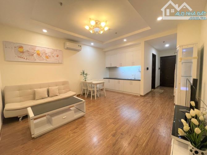 Cần bán hộ cô em căn hộ chung cư 34T diện tích 147m2 3pn 2wc giá 10,5 tỷ full nội thất