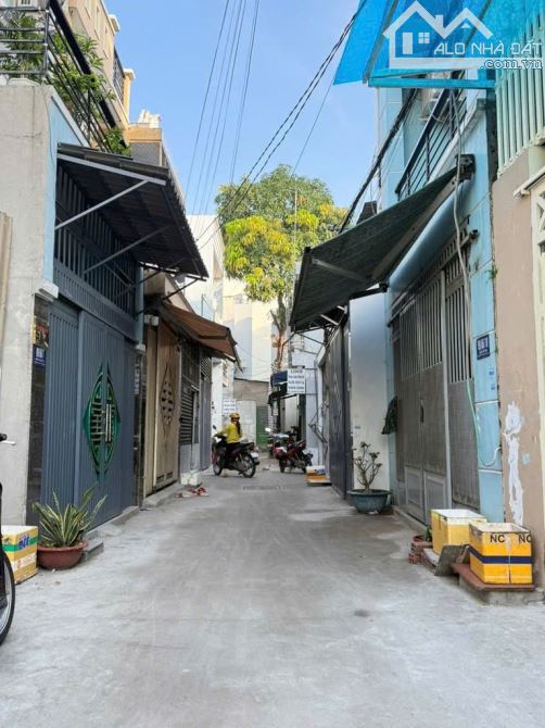 Nhà 2 tầng đường TTH 20 phường TÂN THỚI HIỆP , Q12, dt 42m2 (4,5mx11m) hẻm ôtô 💵 4,2Tỷ