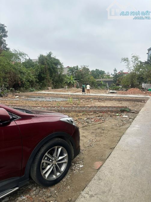 bán đất phường trạm lộ, thị xã thuận thành, bắc ninh 79m lô góc ô tô 7 chỗ vào đất