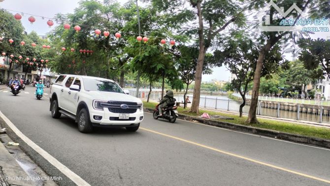 HẺM XE HƠI, SÁT MẶT TIỀN TRƯỜNG SA QUẬN 3, 42M2, 3 TẦNG, 4PN, CHỈ 8 TỶ HƠN