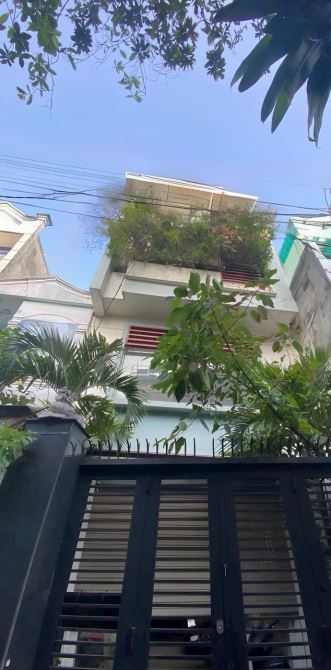 Nhà đẹp Tân Bình-Hẻm ô tô-Gần Chợ vải-Sát MT Hồng Lạc-P11-80m2-5,5x15-4tầng-Tiện KD