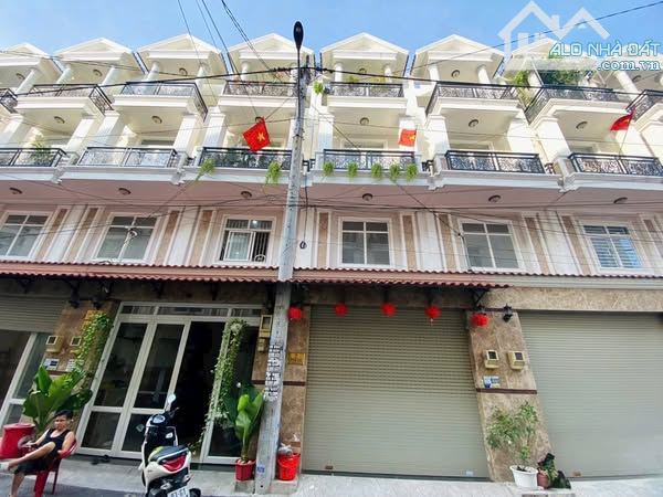 Bán Nhanh T8 Nhà sát MT Quốc Lộ 13 Hiệp Bình Phước gần Chợ Đầu Mối Thủ Đức