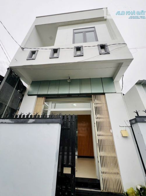 Bán nhà 1 trệt 1 lầu hẻm Trần Hưng Đạo,Bà Rịa - DT: 62m2 - Giá Bán: 2 tỷ 200 triệu