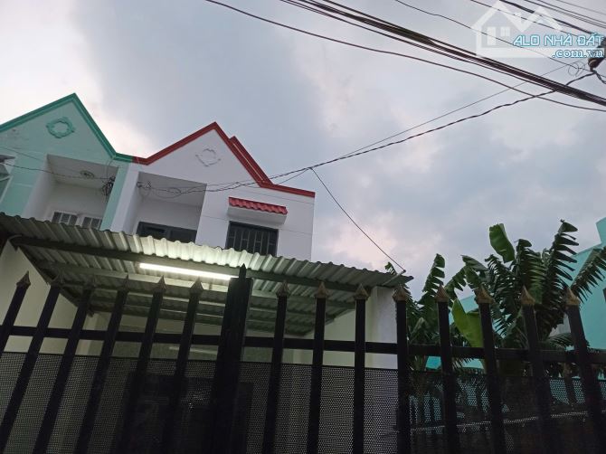 Bán nhà 1 tầng 3PN gần chợ Long Thượng, Cần Giuộc Long An Giá 2,4 tỷ, sổ hồng riêng