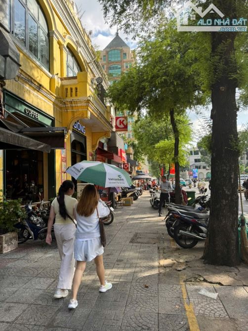 Cho thuê nhà Hẻm Nguyễn Du, P Bến Nghé, Quận 1, 3x11m Trệt + lầu +2pn +2Wc - Giá 25Tr
