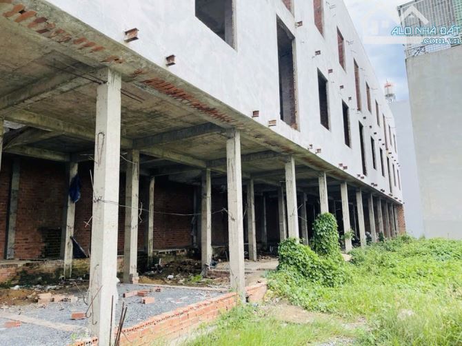 CHDV - Thạnh Xuân 24 -Tô Ngọc Vân Đang xây - DTS 465m2 - 3 tầng- 36 Phòng - Giá 20 tỷ TL