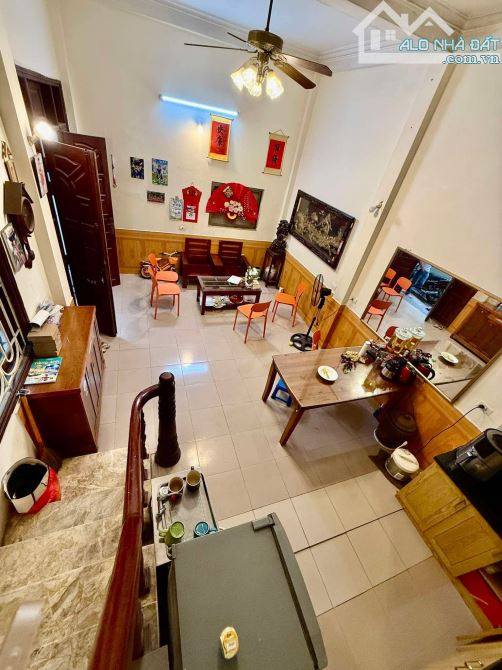 BÁN NHÀ TT THANH XUÂN – LÔ GÓC TIỆN ÍCH BẠT NGÀN- 45m² – MT 11m – 5 TẦNG – GIÁ 9.8 TỶ