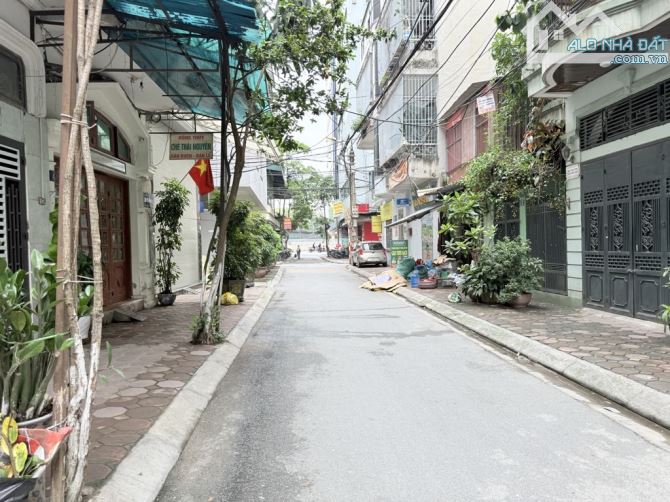 PHÂN LÔ KIM ĐỒNG 60M / MT 6M VỈA HÈ Ô TÔ KINH DOANH
