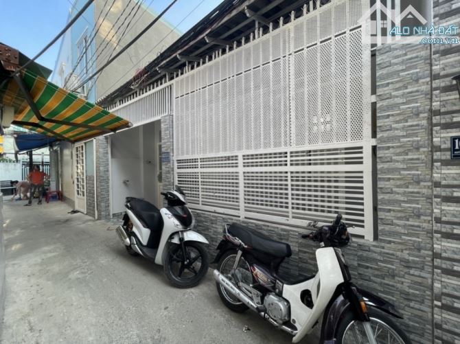 Nhà DT :45m2 ngang 6M6 Huỳnh tấn phát TT.nhà bè q7 chỉ nhĩnh 3 Đồng