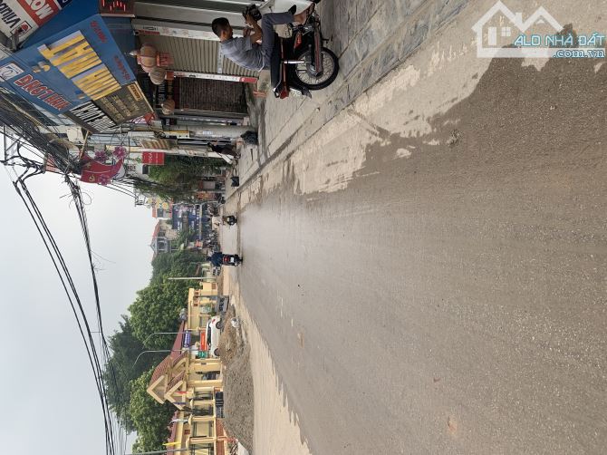THÔN ĐÌA, NAM HỒNG, ĐÔNG ANH Ô TÔ ĐỖ ĐẤT TÀI CHÍNH HỢP LÝ