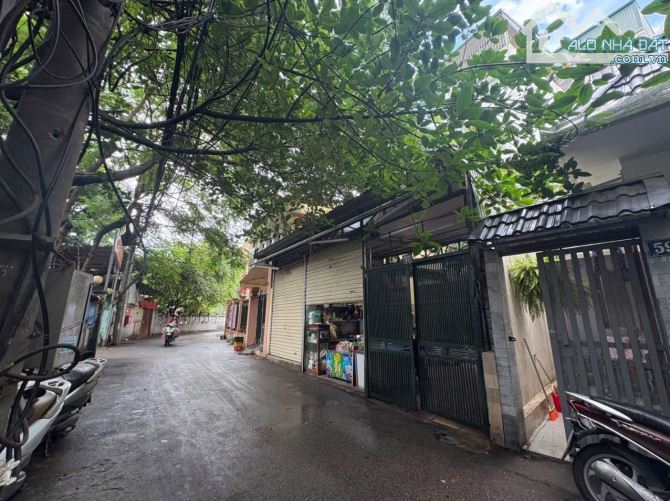 QUAN NHÂN : 52,5M - 13 TY - MẶT TIỀN RÔNG - Ô TÔ VÀO NHÀ