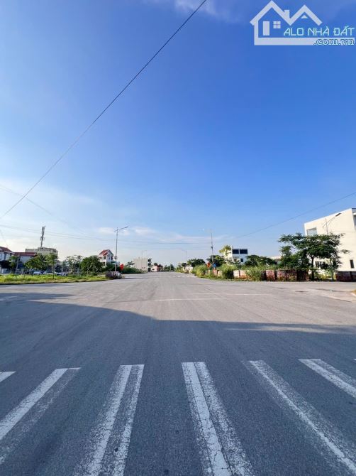 CHÍNH CHỦ BÁN LÔ GÓC MẶT ĐƯỜNG 26m – TÁI ĐỊNH CƯ ÁP TRÀN – BẮC SÔNG CẤM – DƯƠNG QUAN – THỦ