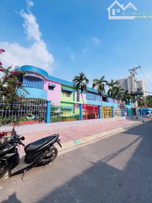 Bán nhà hẻm XT bùi minh trưc, q8, 110mv, 3 tầng, nhỉnh 9T