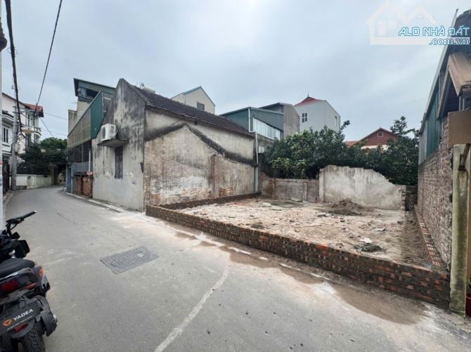 Đa Tốn Lê Xá _ cạnh Vinocp-54m ô Tô đỗ - phân ô ngõ Thông chỉ 6,1 Tỷ