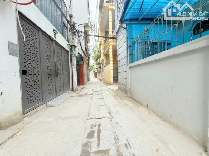 BÁN NHÀ XUÂN ĐỈNH TỪ LIÊM 40m 5 TẦNG MT3.5m 9 TỶ MẶT NGÕ THÔNG KINH DOANH Ô TÔ VÀO NHÀ