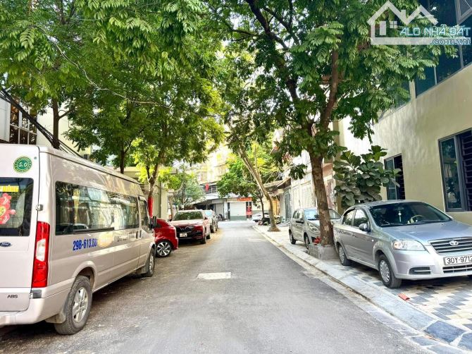 BÁN NHÀ MẶT NGÕ HOÀNG QUỐC VIỆT- Ô TÔ TRÁNH, LÔ GÓC- 37M2, 6 TẦNG, MẶT TIỀN 6M_NHỈNH 13 TỶ