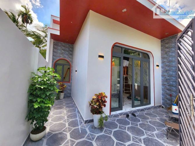 🏠 Nhà dễ thương vô cùng mà bán chỉ 999tr ở Tân Xuân Hóc Môn sổ hồng riêng