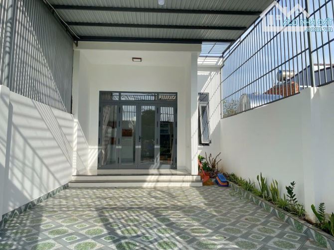Nhà hẻm 473/32 Cuối Ymol rẻ trái đường thông