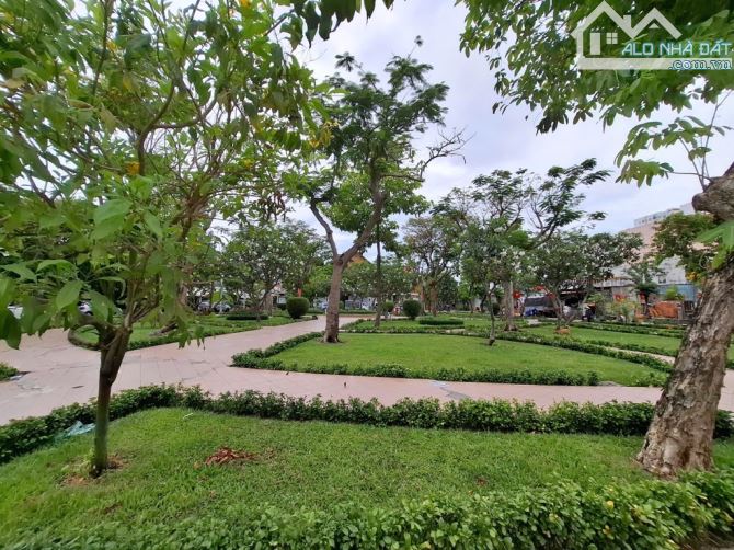 BÔNG SAO – 102M² – 15.5 TỶ – P.5, Q.8 – VIEW CÔNG VIÊN – 3 TẦNG BTCT – SỔ NỞ HẬU