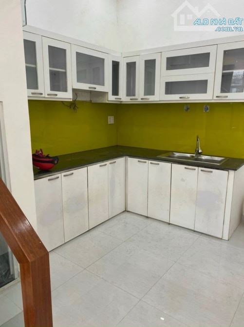 BÁN NHÀ 2 TẦNG TRƯNG NỮ VƯƠNG  - FULL CÔNG NĂNG - SIÊU VỊ TRÍ TRUNG TÂM. GIÁ CHỈ HƠN 2TỈ