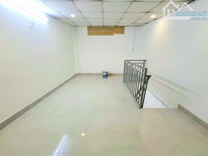 Bán nhà, Quận Gò Vấp, Phạm Văn Chiêu, 20m2, 2 tầng, Giá 2.4 Tỷ