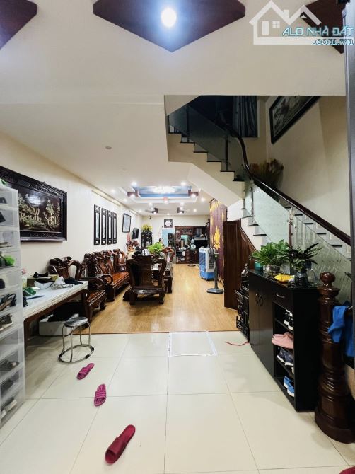 💥ÔNG LỚN HỒ TÂY: Dốc Tam Đa 80m2, 5T, kiên cố, NT đẹp, ở sướng, sát phố, MT rộng 5.5m