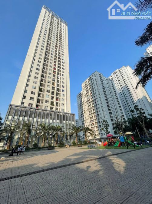 Bán căn chung cư 2 NGỦ Toà A14 Nam Trung Yên đủ đồ giá hơn 4 tỷ