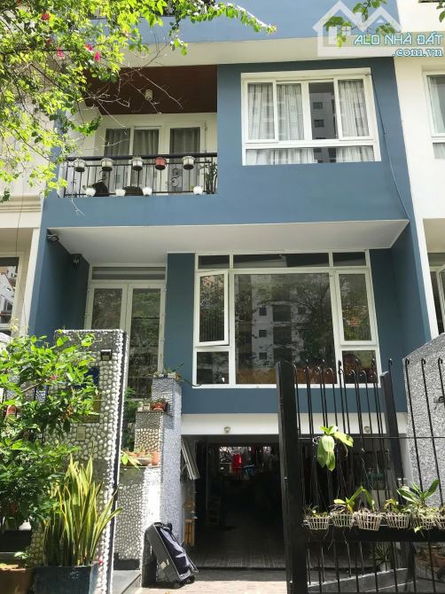 32tỷ nhà compoud khu Thời Báo Kinh Tế- Thủ Thiêm Quận 2 DT 6.5x18 KC 5 tầng