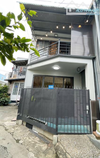 Bán NHÀ 1 LẦU 1 TRỆT GÓC 2 MẶT TIỀN P. TRUNG DŨNG chỉ 1,290 tỉ