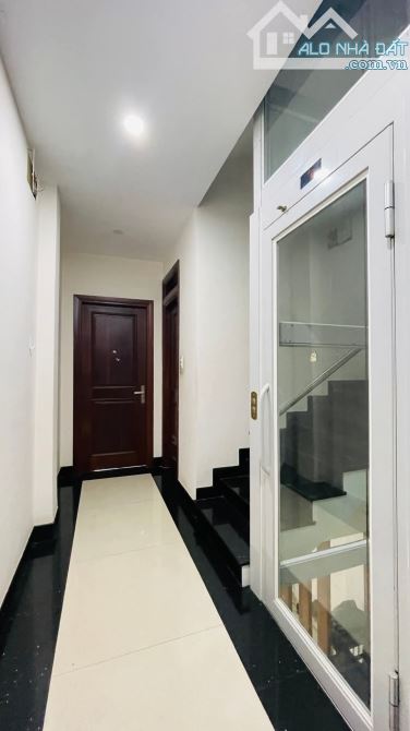 Mặt Tiền Trần Thủ Độ, Phường Phú Thạnh, TP HCM,  Trệt lửng 3 lầu ST, 4x18m, giá 13,8 tỷ