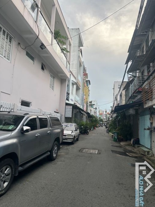 117*  📢 LÔ GÓC HƯƠNG LỘ 2 -  81m2 - HẺM 8M,  XE HƠI NGỦ TRONG NHÀ , GIÁ 6 TỶ 🌹