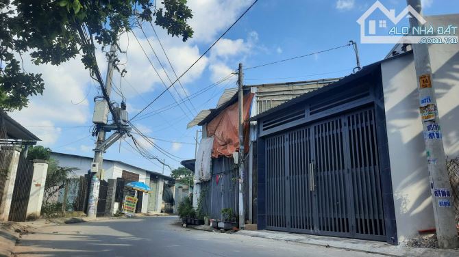 ✅⏩BÁN GẤP NHÀ MẶT TIỀN KINH DOANH GÁC LỮNG SĐC ,ĐÔNG THẠNH , HÓC MÔN