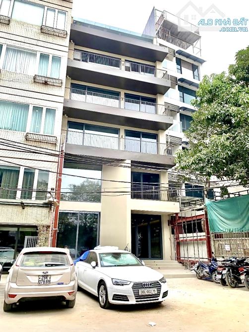 Yên Lãng 9T thang máy x 96m2, ngõ 8m, kinh doanh, gara, mặt tiền 6m, DT 1.4 tỷ/năm