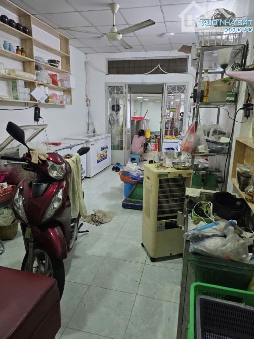 QUẬN 1, 66M2, 2 TẦNG 9 TỶ 2 THƯƠNG LƯỢNG.