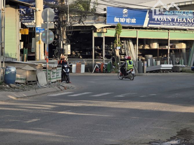Đường Long Thuận, Gần Vinhomes GrandPark , 4,2 tỷ, 92m2 Quận 9, TP.HCM