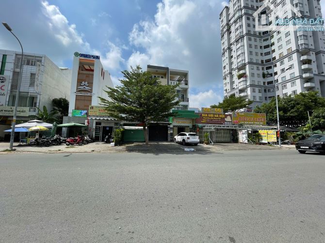 Bán nhà mặt tiền đường Trần Lựu quận 2 phường an phú. Diện tích 80m2. Nhà 4 tầng có sẵn