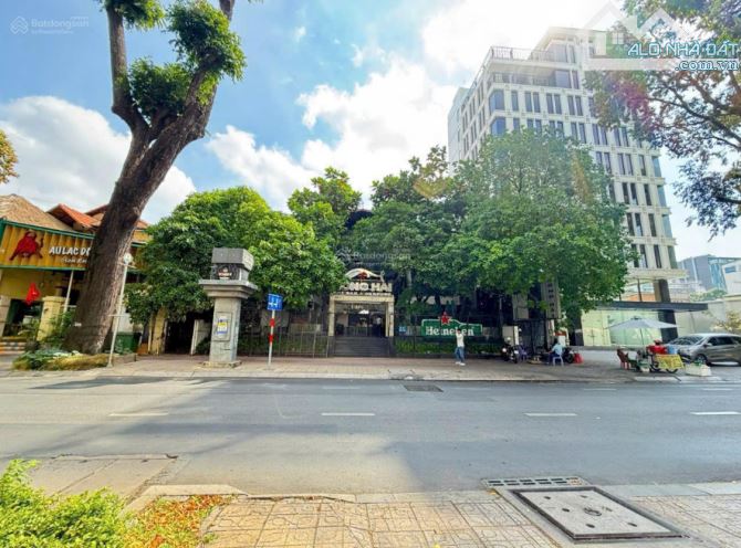400 tỷ! Bán nhà phố CAO CẤP MT Đ. Pasteur, Q.3 – 22x28m – hầm 3 tầng.
