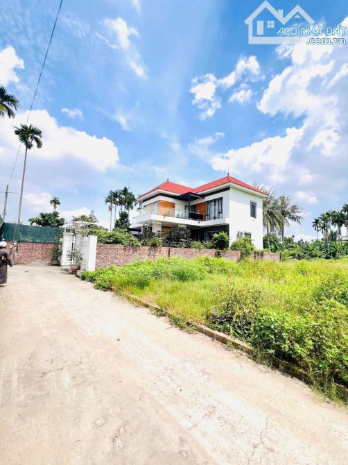 🆘🆘🆘Bán lô 60m2 ngay sau UB Lâm Động ❌ Ngõ ô tô tải ❌ Diện tích 60m ❌ Đất vuông vắn đườn