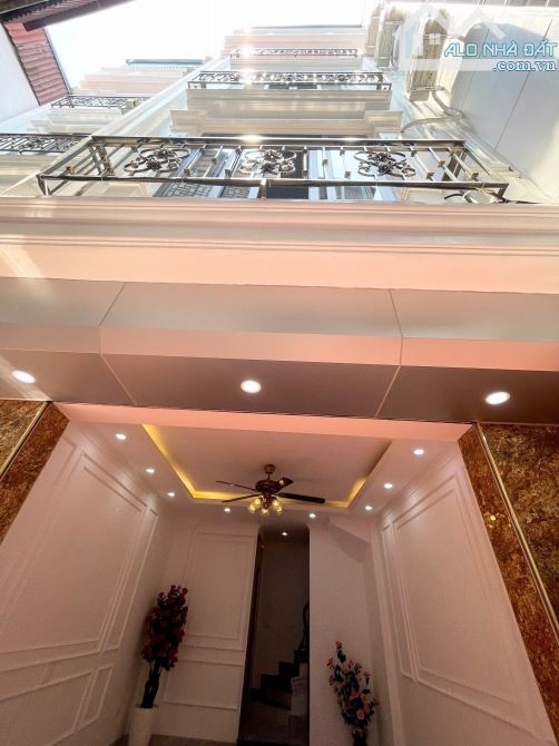 Bán nhà 157 phố Pháo Đài Láng,Láng Thượng,Đống Đa 34m,6 t thang máy 8,6 tỷ