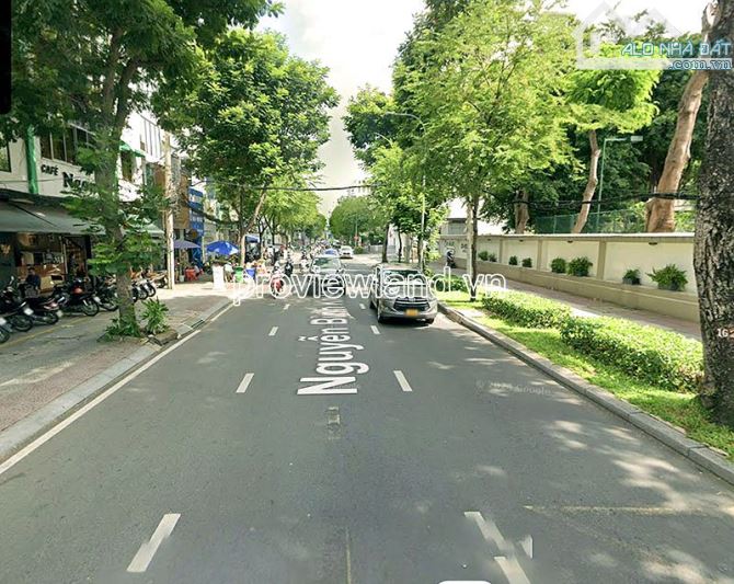 Bán nhà hẻm ô tô Nguyễn Bỉnh Khiêm, Q1, 5 tầng sân thượng, giá tốt