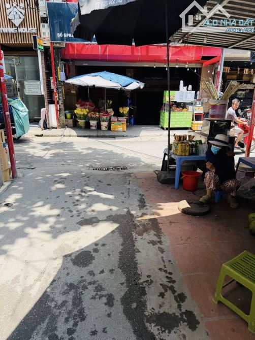 BÁN GẤP NHÀ ĐÌNH THÔN - VỊ TRÍ ĐẸP SIÊU ĐẸP - CÁCH MẶT PHỐ 10M - Ô TÔ ĐỖ CỔNG