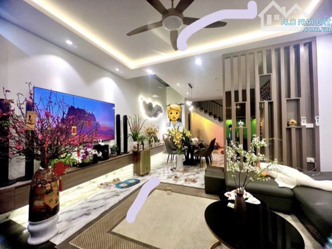 Bán nhà 4T Phân lô Vân Canh, Hoài Đức, vỉa hè oto tránh, 50m giá nhỉnh 15 tỷ